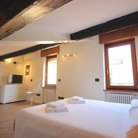 Vr Holiday Vittorias Flat *