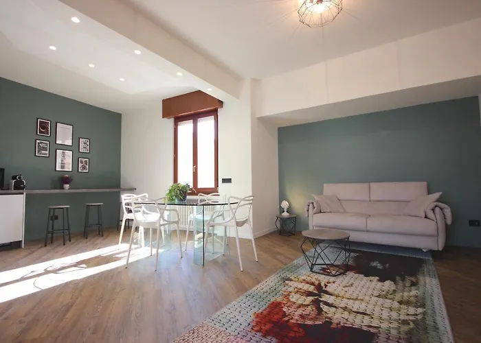 Vr Holiday Vittorias Flat Lägenhet Verona